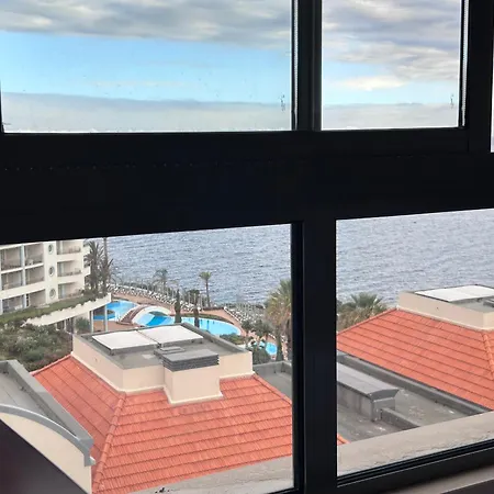 Ocean Sea View Apartment