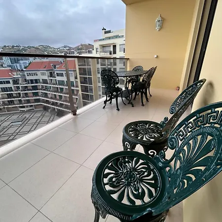 Apartment Ocean Sea View